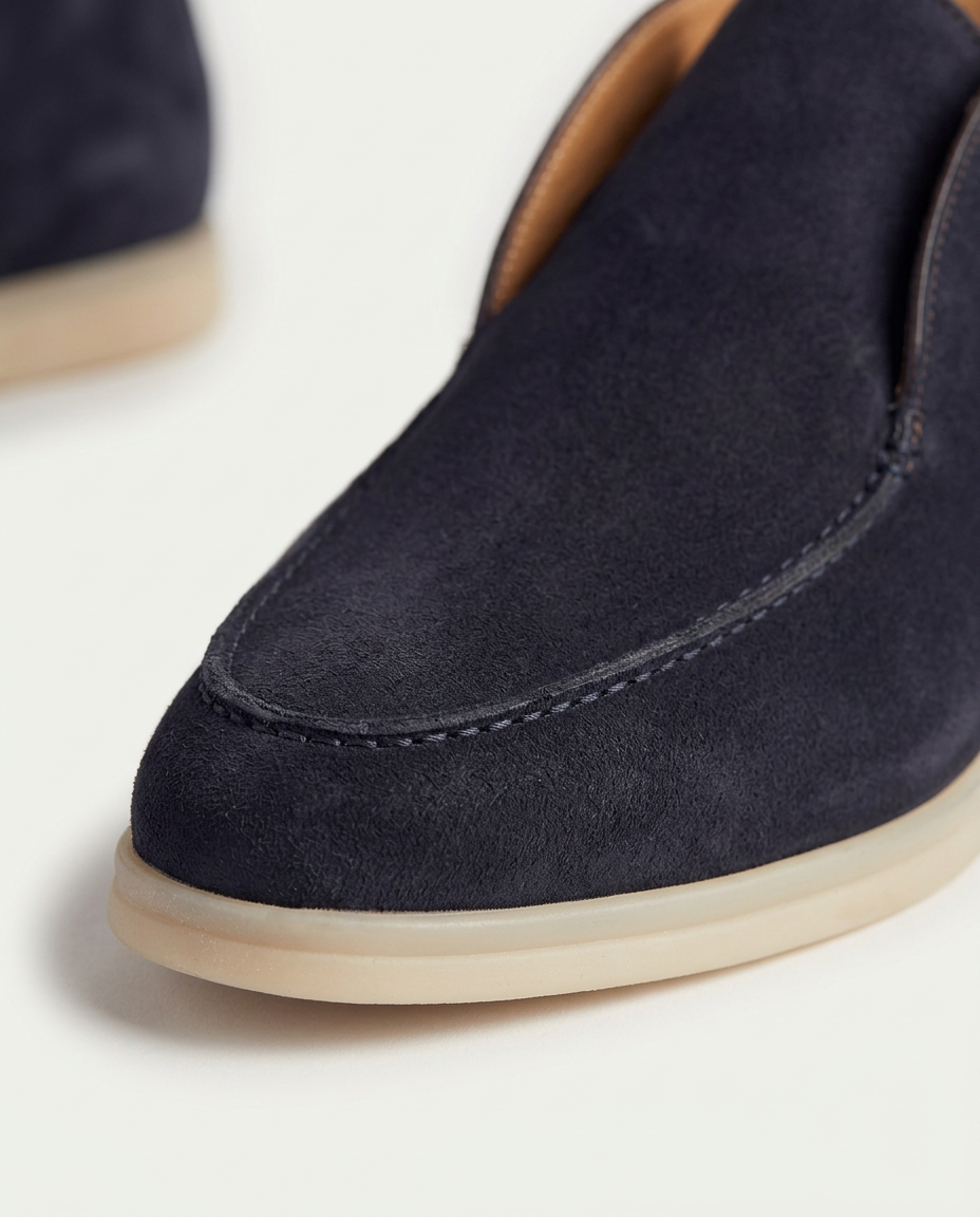 Dark Navy High Steppers - detail moc-toe stiksel en suède